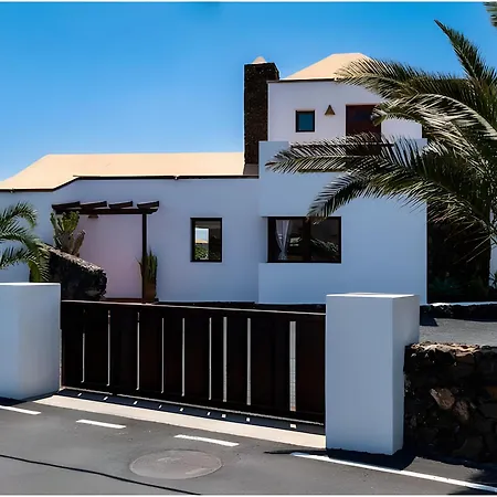 Aria Villa *